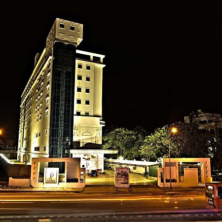 Jp Chennai Hotel Extérieur photo