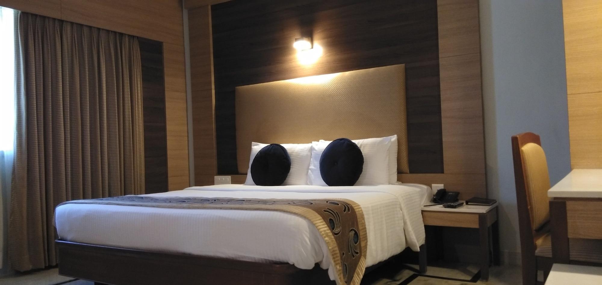 Jp Chennai Hotel Extérieur photo