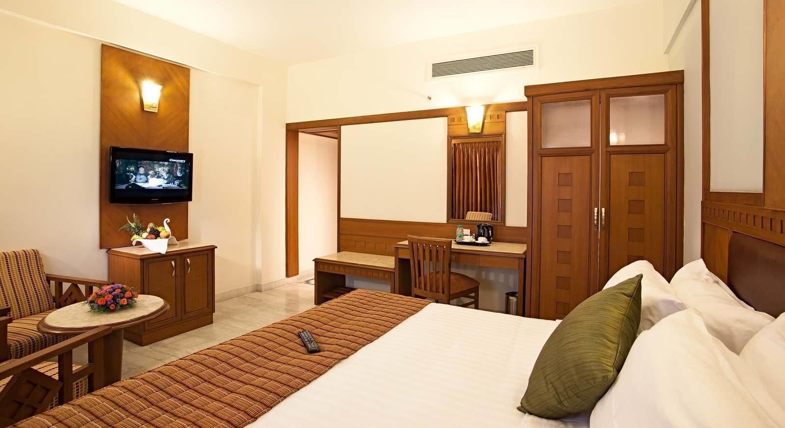 Jp Chennai Hotel Extérieur photo
