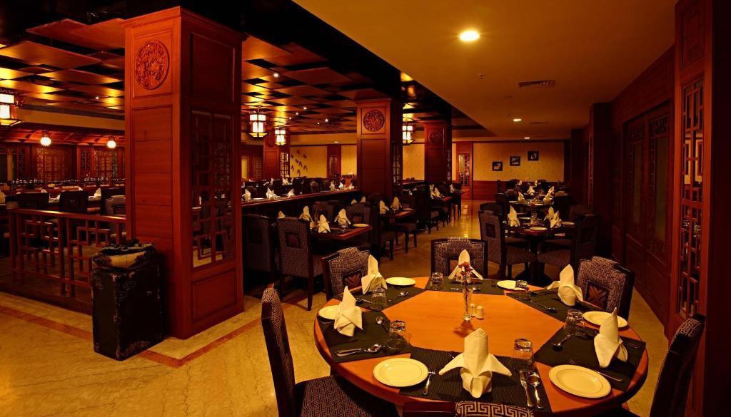 Jp Chennai Hotel Extérieur photo