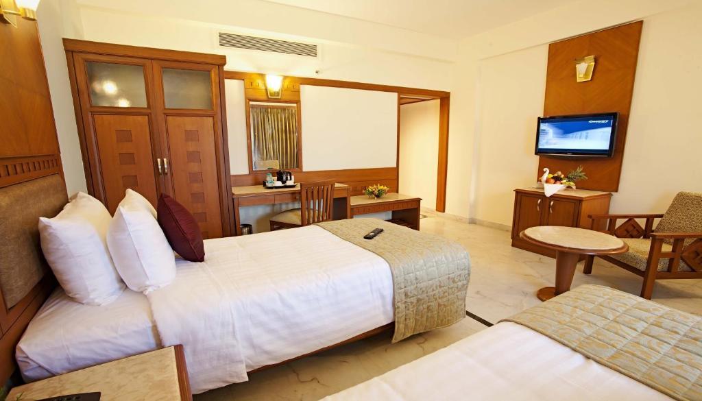 Jp Chennai Hotel Extérieur photo